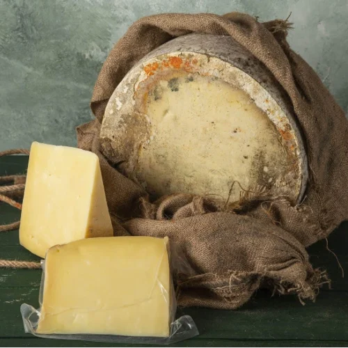 ALTINKILIÇ Bio Kars Bergkäse (Eski Kaşar) – Ganzes Rad (ca. 11kg) – Bild 2